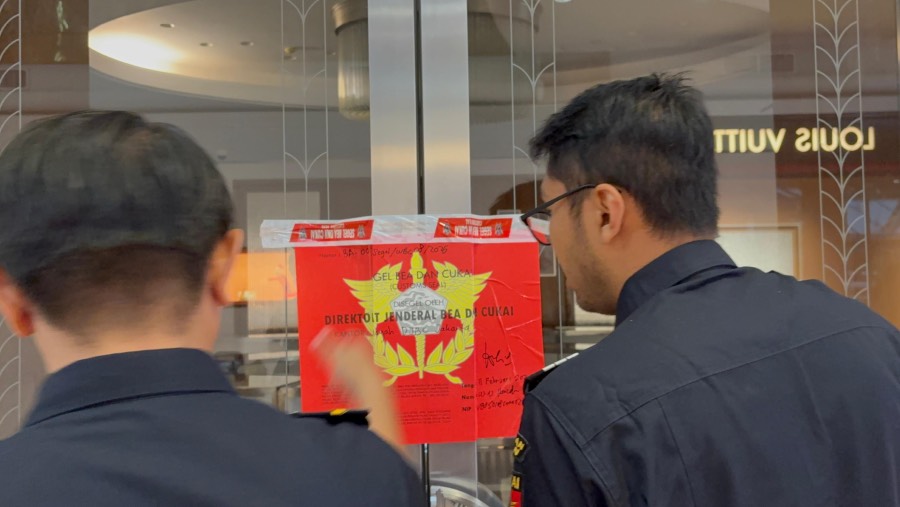 Dalam Waktu Seminggu Bea Cukai Segel 2 Merek Toko Emas Ternama